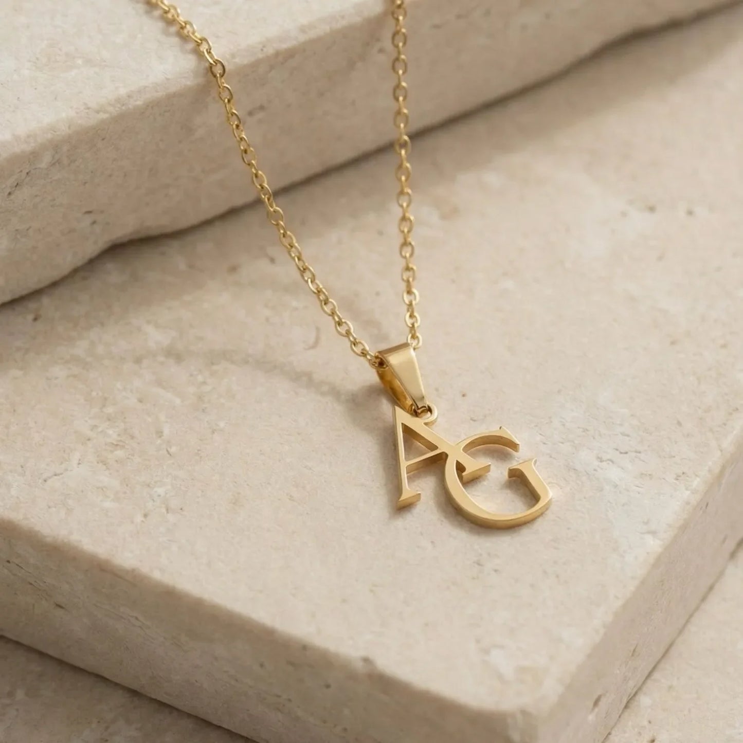 Personligt Initialhalsband